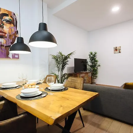 Hostly Rbh0 Modern Appartamento Siviglia