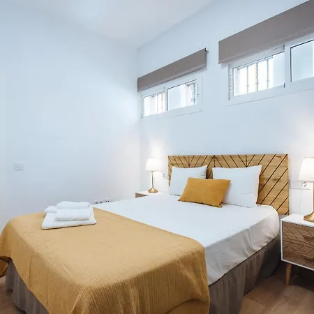 Hostly Rbh0 Modern Lejlighed Sevilla
